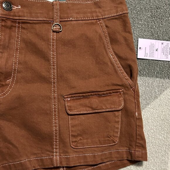 NWT Wild Fable Brown Mid-rise Utility Shorts Women's Size XL - Picture 4 of 11
